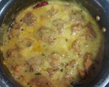 A picture of step 2 of Curry pakoray.