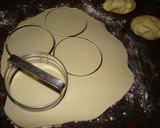 Foto del paso 5 de la receta: Masa de empanadas criolla (horno)