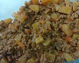 Gambar langkah 8 resipi Beef and Potato Casserole.