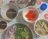 รูปขั้นตอนการทำที่ 1 ของ ยำหมูยอไข่แดงเค็ม ใส่ปลาร้า 🥗