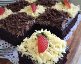 Foto langkah ke 9 dari resep Eggless Chocolate Cake (No Mixer).