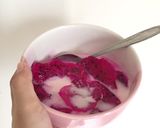 Foto langkah ke 3 dari resep Buah Naga Yogurt.