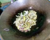 Foto langkah ke 4 dari resep Asam Manis Ayam Kecap.