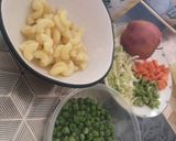 A picture of step 1 of Pizza hut salad.