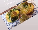 A picture of step 6 of Broccoli cheese noodle cups.
