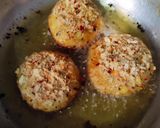 A picture of step 7 of Leftover tuvar dal cutlets.