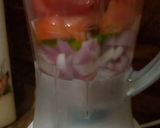 A picture of step 1 of Chicken Makhni.