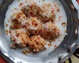 A picture of step 4 of Dahi Vade.