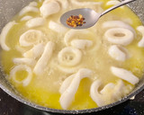 Foto del paso 4 de la receta: Calamares en su tinta