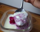 Foto langkah ke 5 dari resep Dragon fruit Chia Pudding.