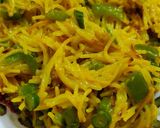 A picture of step 1 of Sewain Upma.