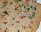 A picture of step 4 of Rava uttapam.