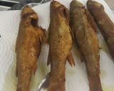 صورة لخطوة 6 من وصفة سمك مقلي صغير 🐟🐟🐟🐟