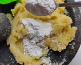 Foto langkah ke 2 dari resep Potato Cheese Ring.