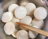A picture of step 7 of Dudh Chitoi Pitha.
