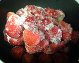 Foto del paso 1 de la receta: Salsa de fresas para postres