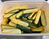 Une image de l'étape 4 de Courgettes croustillantes aux épices et parmesan.
