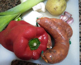 Foto del paso 3 de la receta: Canutos (Habas en su vaina) con chorizo