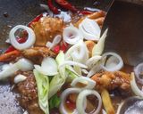 Foto langkah ke 4 dari resep Ayam kecap Malaysia.