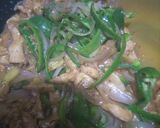 A picture of step 6 of Dry chilli chicken with vegetables rice 😋.