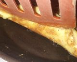 A picture of step 2 of Cheese Omelette 🥚🧀.