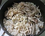 牛肉菌菇炒飯的食譜步驟4照片