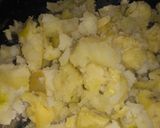 A picture of step 1 of Bread pakora.
