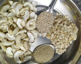 મેથી મટર મસાલા (Methi Mutter Masala Recipe in Gujarati) રેસીપી સ્ટેપ1ફોટો