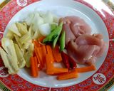 รูปขั้นตอนการทำที่ 1 ของ ไก่ผัดยอดข้าวโพด