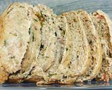 รูปขั้นตอนการทำที่ 6 ของ Sausage parpica&coriander Whole-wheats bread 🍞(ขนมปังโฮลวีตไส้กรอกพริกปาปริก้าและผักชี)
