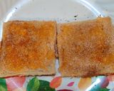 A picture of step 2 of Tangy cheese toast.