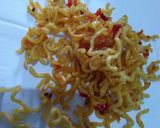 Foto langkah ke 5 dari resep Mie kering pedas (aneka cemilan).