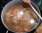 Foto del paso 9 de la receta: Consomé natural de pollo