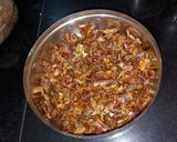 A picture of step 2 of Dates Almond Roll.