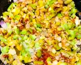 A picture of step 4 of Capsicum Tomato Curd Sabzi.