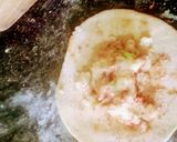 A picture of step 5 of Aloo paratha.
