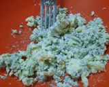 Foto del paso 1 de la receta: Pionono de ananá y queso azul para despedir el año