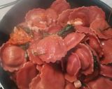 Foto del passaggio 6 della ricetta Girasoli alla bieta con radicchio e speck