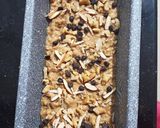 A picture of step 6 of Banana walnut oats cake.