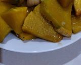 รูปขั้นตอนการทำที่ 5 ของ ผัดฟักทองใส่ไก่