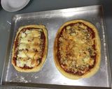 Foto langkah ke 12 dari resep Homemade Pizza.