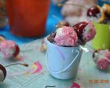 A picture of step 5 of White Chocolate dipped Cherries.