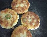 A picture of step 4 of Rice kebabs.