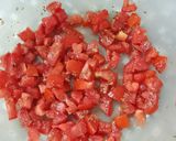 Foto del paso 1 de la receta: Empanadas de tomate, queso y salchichas