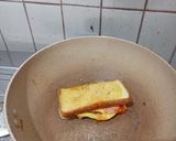 Foto langkah ke 4 dari resep Roti John Roti Tawar.