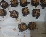 Foto langkah ke 3 dari resep Regal Chocolate block.