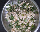 A picture of step 1 of Spring onion paneer paratha.