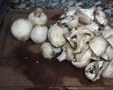 Foto del paso 1 de la receta: Guiso de champiñones, papa, zanahoria y arroz