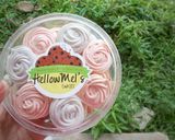Foto langkah ke 6 dari resep Kue Busa Mawar (Meringue Roses Cookies) ala Amel.