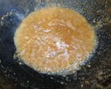Foto langkah ke 3 dari resep Bunga Pepaya tumis tauco.